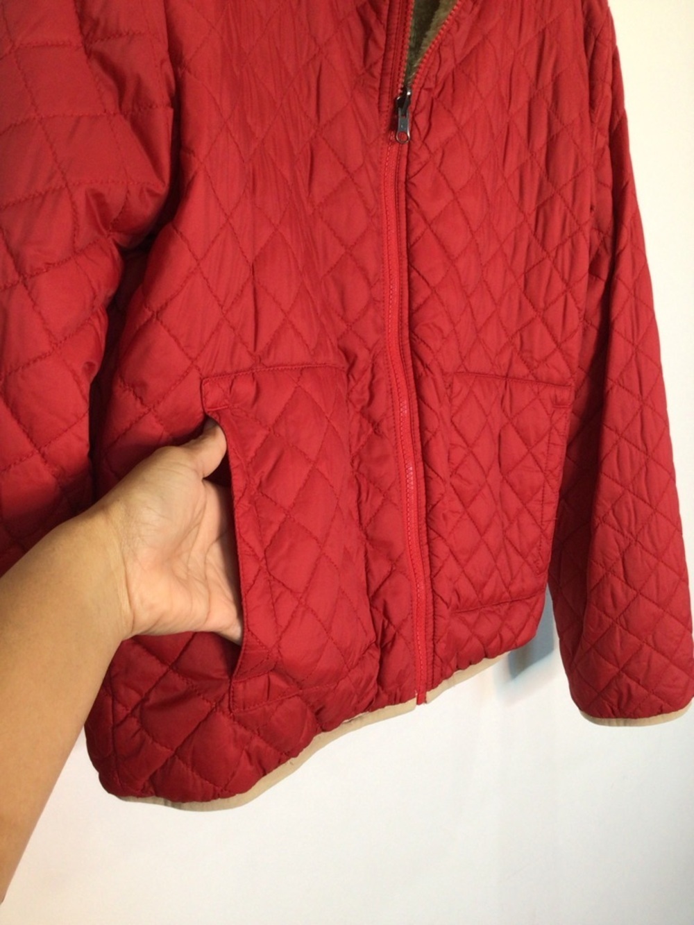Zyia Active Women’s Large Quilted Sherpa Reversible Hooded Puffer Red Jacket - Picture 10 of 15